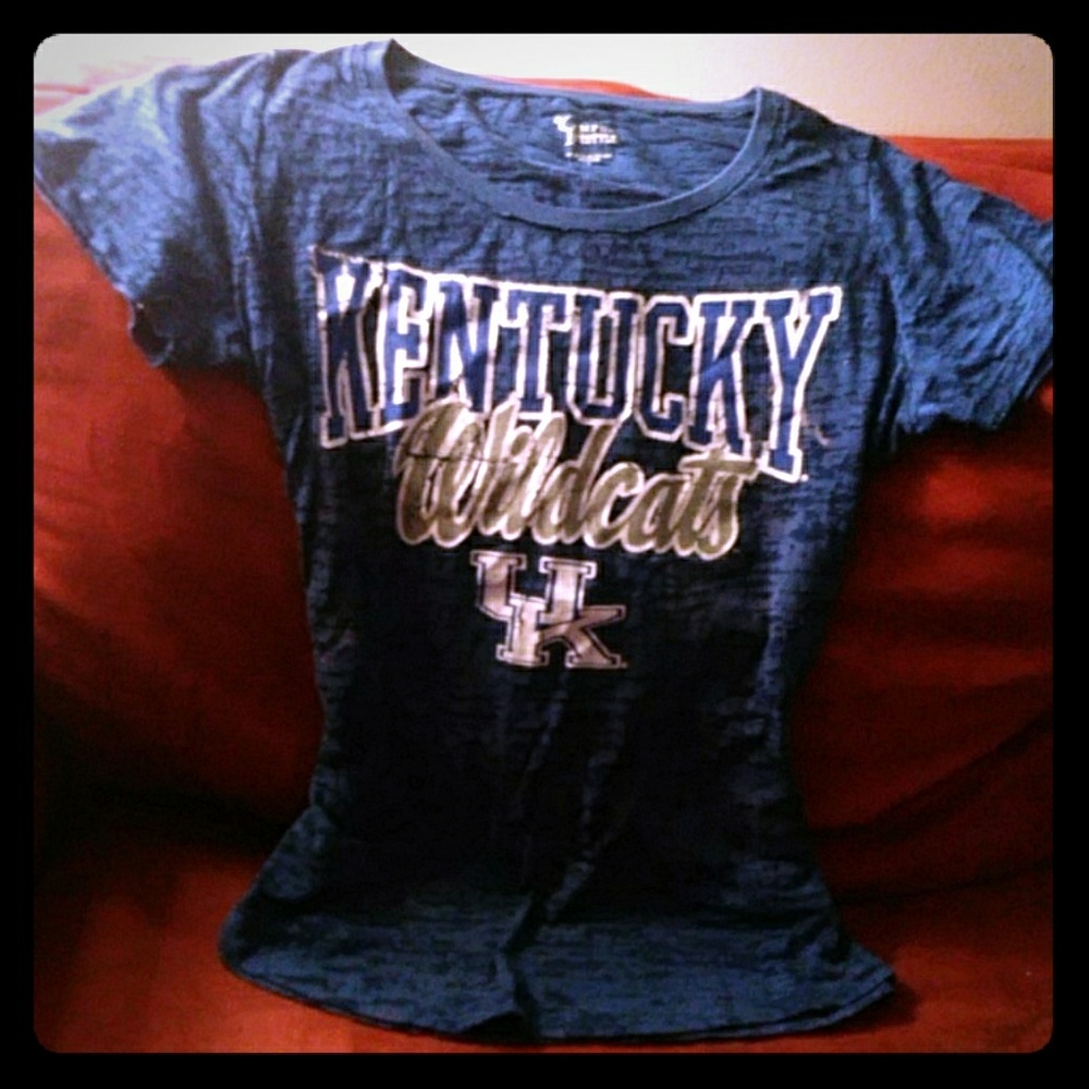 Woman's UK Wildcats lg T-shirt